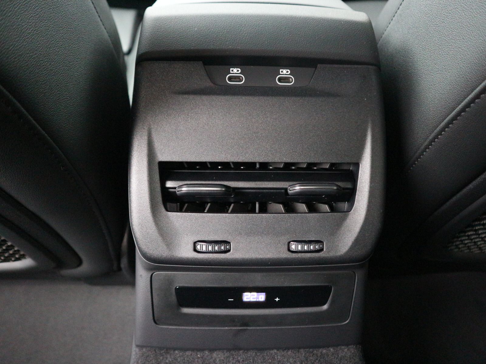 Audi A5 Avant TDI quattro 150 kW S tronic S line*AHK*