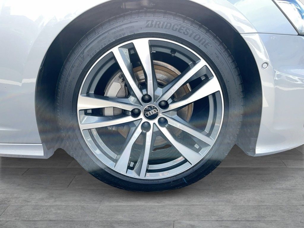 Audi A6 Avant 45 TFSI quattro S line Pano Matrix AHK