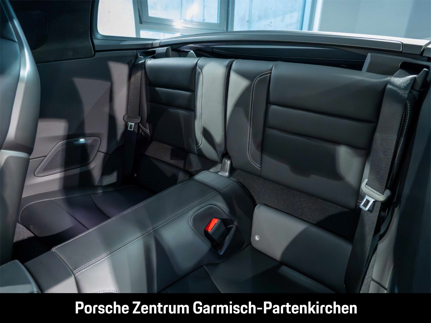 Porsche 992 911 Targa 4 GTS Matrix LED LenkradHZG Temp