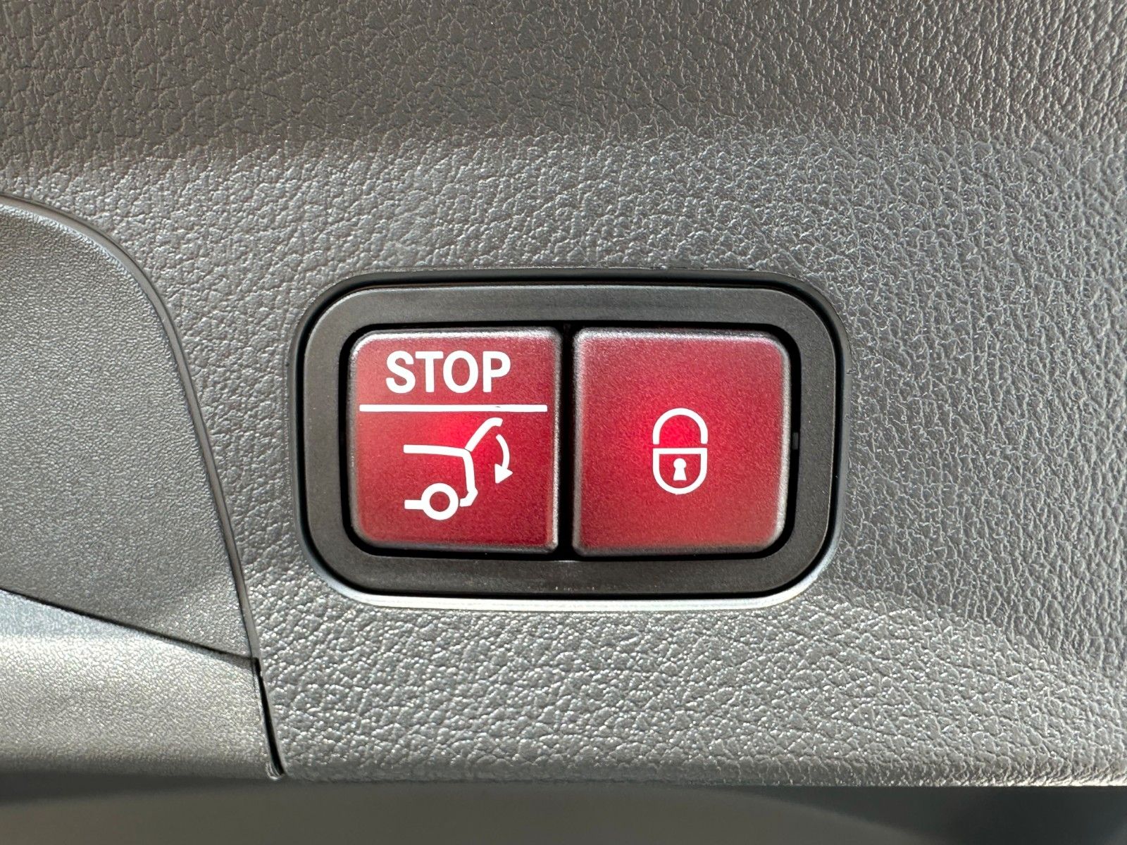 Mercedes-Benz GLE 53e*AMG*CARBON-LENK*PANO*HUD*BELÜF+MASS*SOFT