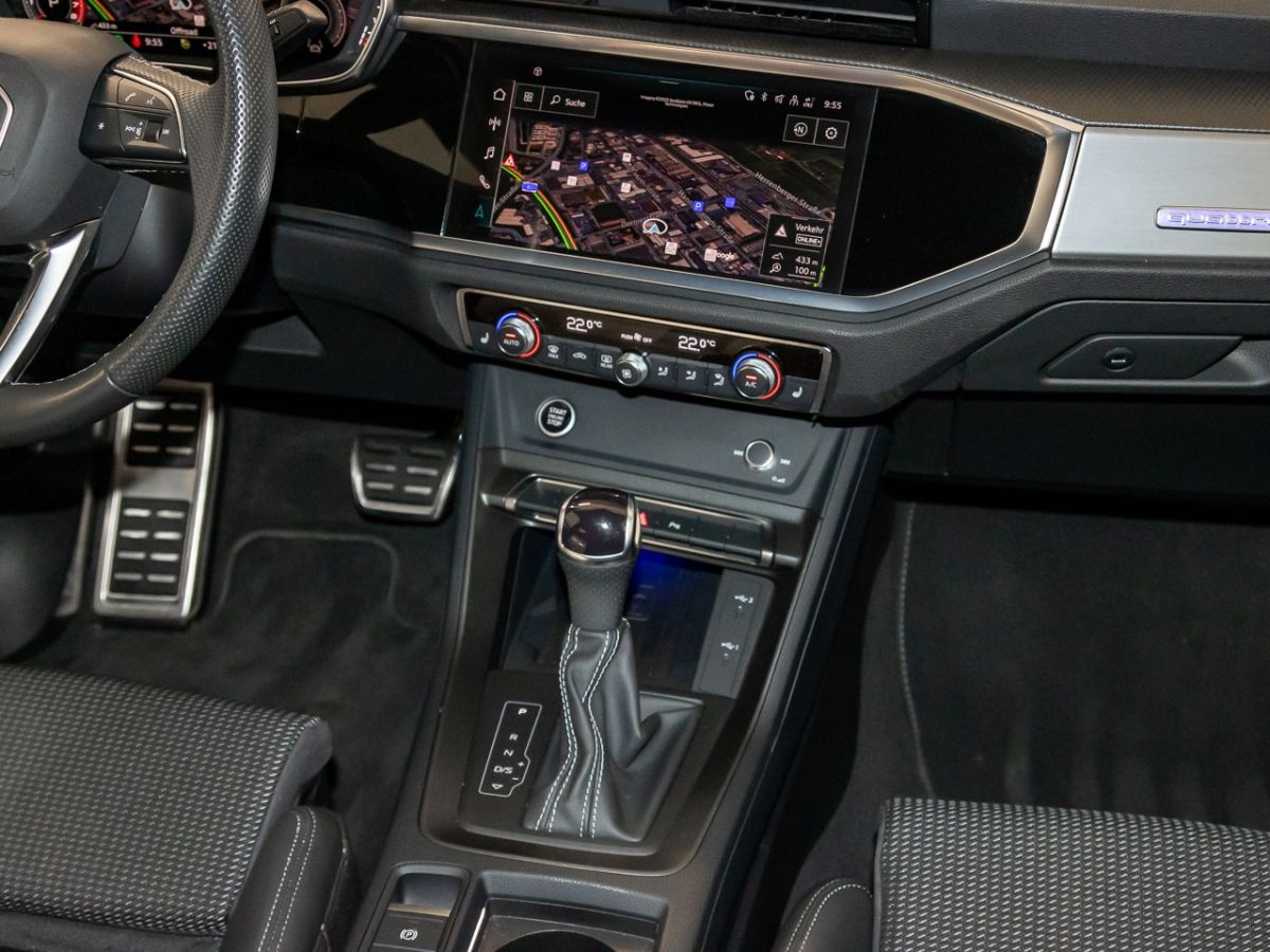 Audi Q3 S line 40 TFSI quattro - Samsaru's Car Outlet