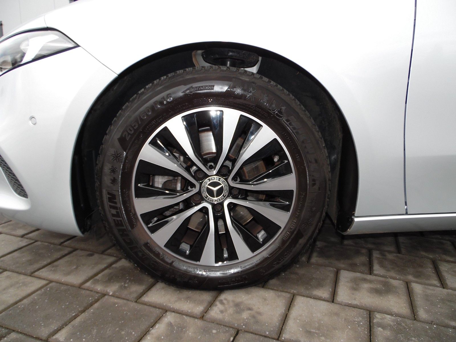 Mercedes-Benz A 200 - Samsaru's Car Outlet