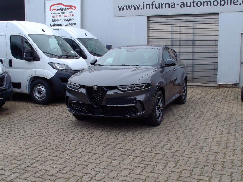 Alfa Romeo PHEV 280PS Q4 AT VELOCE Navi Winterpket 20 Zoll