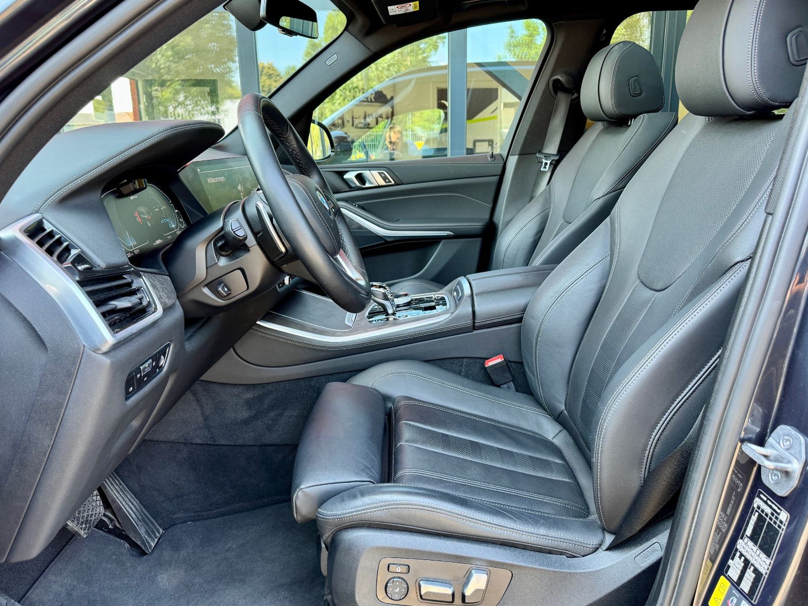 BMW X5 45 e*PanoSD*HiFi*Memory*DrivAProf*Laser*HiFi*