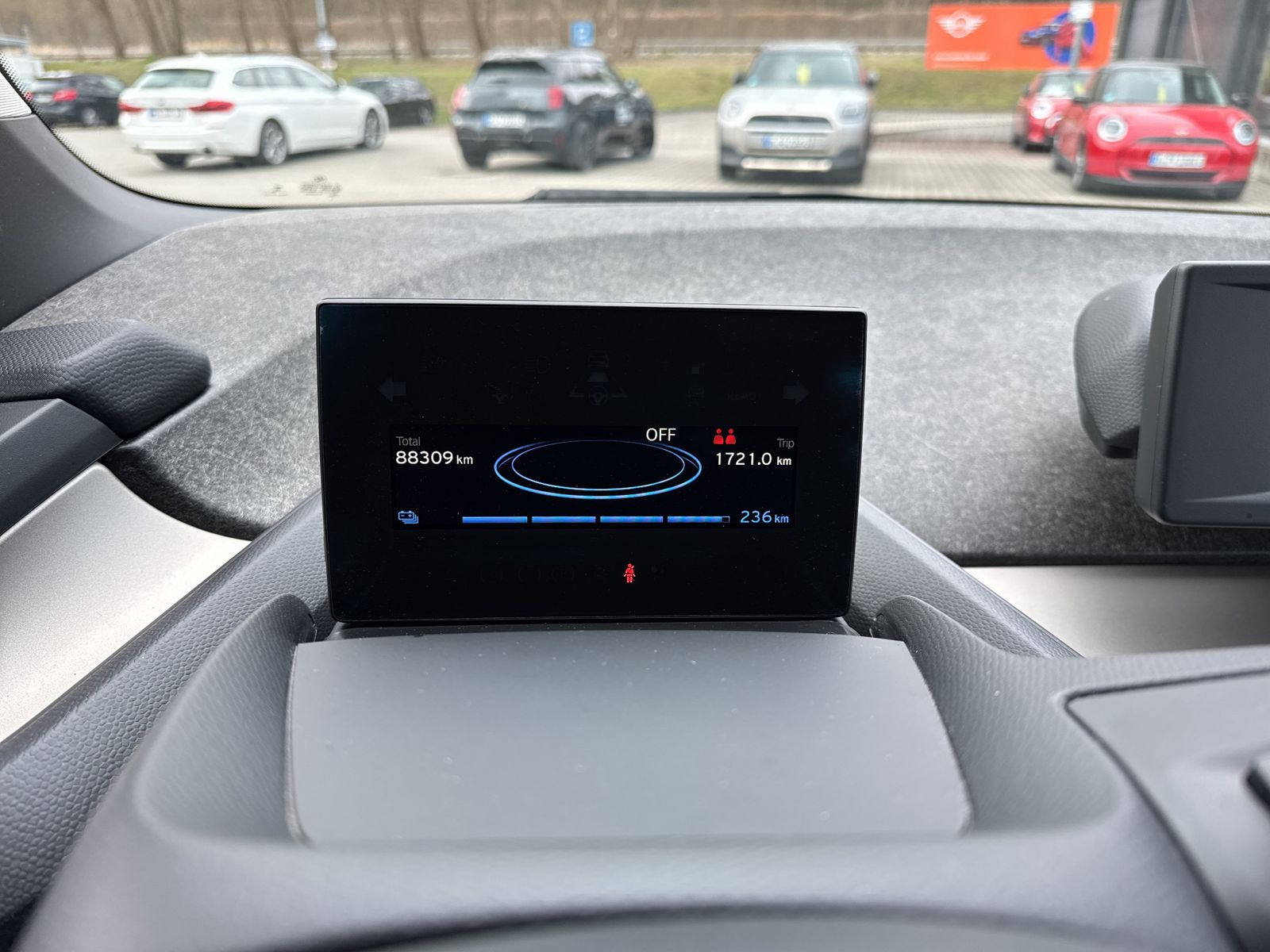 BMW i3 120Ah - Samsaru's Car Outlet
