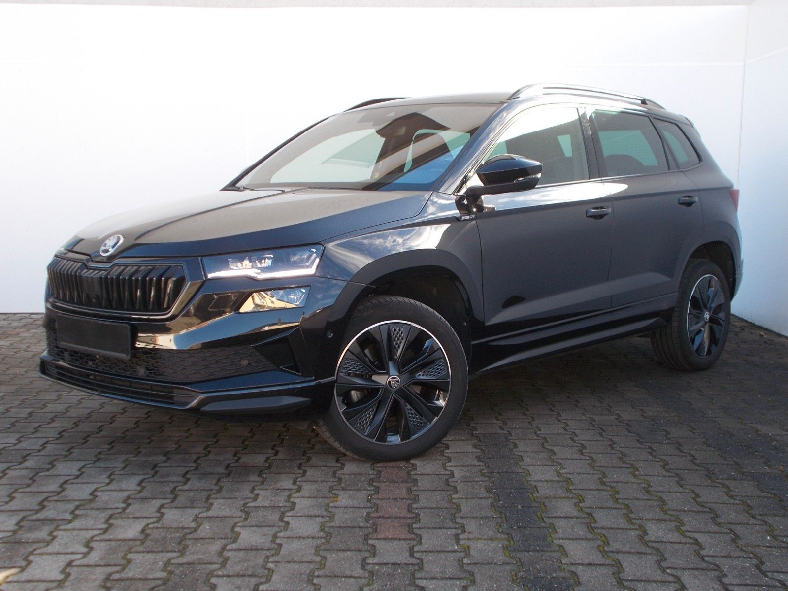 Skoda Karoq  1.5 TSI Sportline * DSG * Navi *AHK *360°
