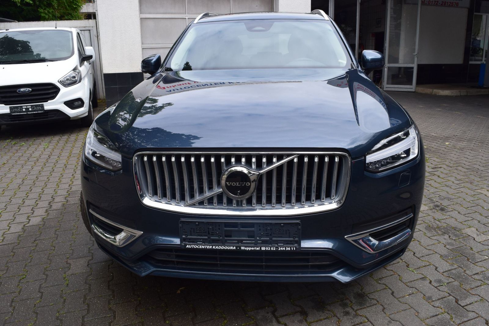 Volvo XC90 T8 AWD Plus Bright - Samsaru's Car Outlet