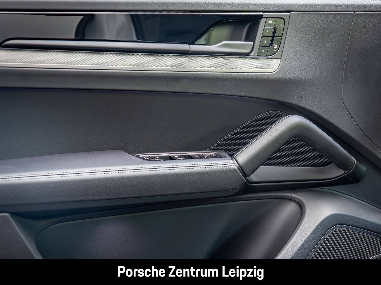 Porsche Cayenne E-Hybrid BOSE Sportabgas HD-Matrix Panor