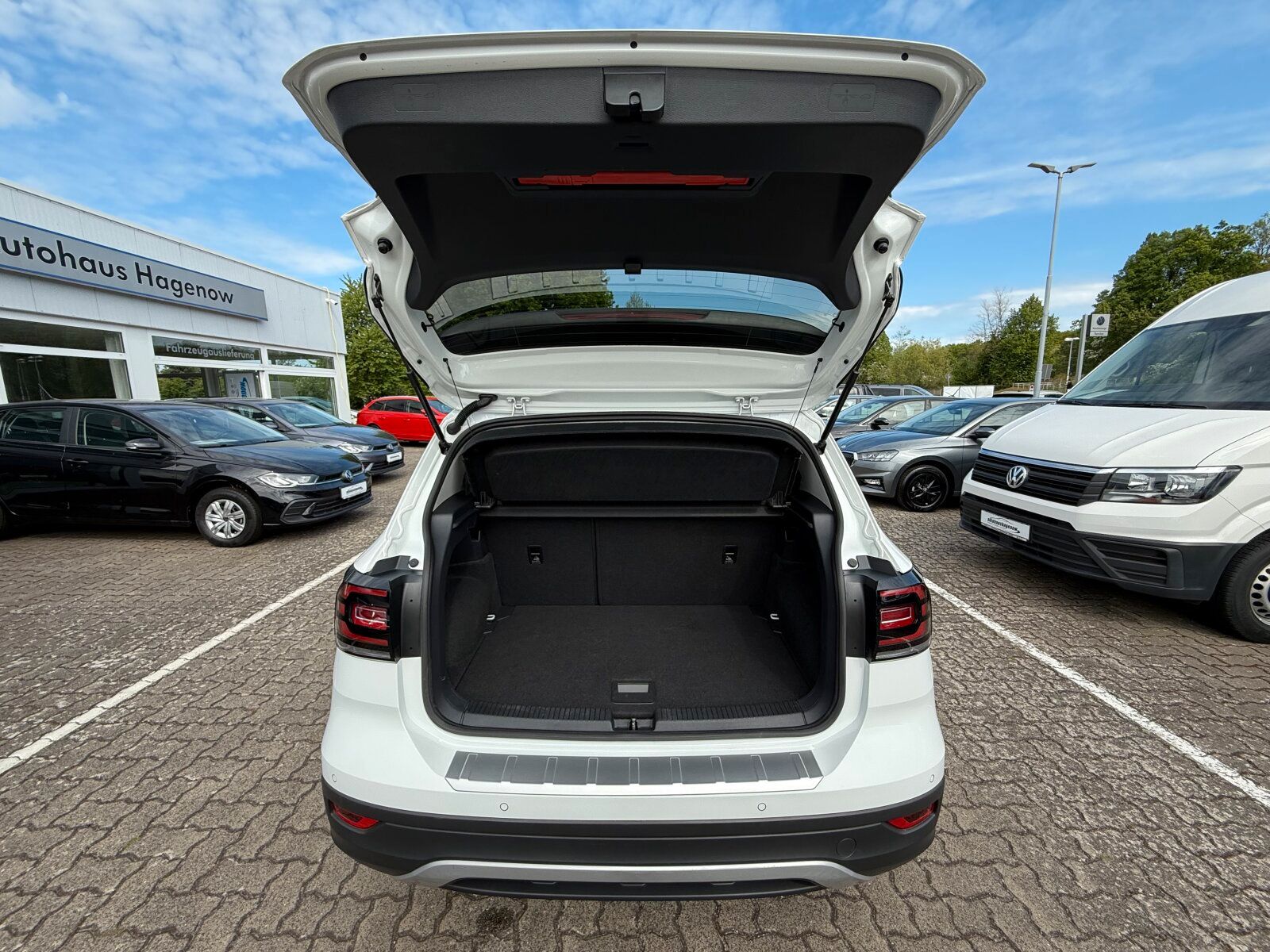 Volkswagen T-Cross 1.0 TSI Style - Samsaru's Car Outlet