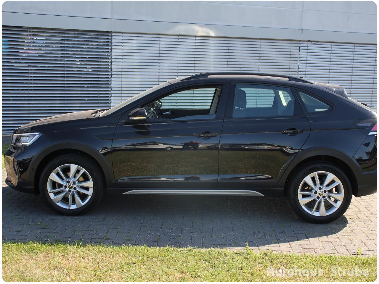Volkswagen Taigo Life 1.0 TSI - Samsaru's Car Outlet