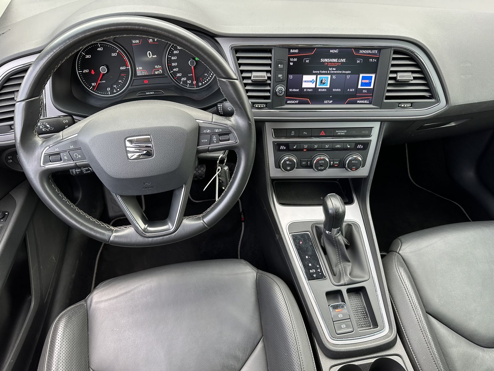 Seat Leon SpB 2.0 TDI DSG Style - Samsaru's Car Outlet
