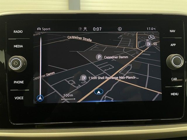 Volkswagen T-Roc 2.0 TDI Move - Samsaru's Car Outlet