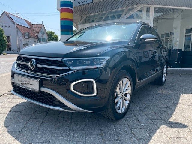 Volkswagen T-Roc 1.5 TSI Style - Samsaru's Car Outlet