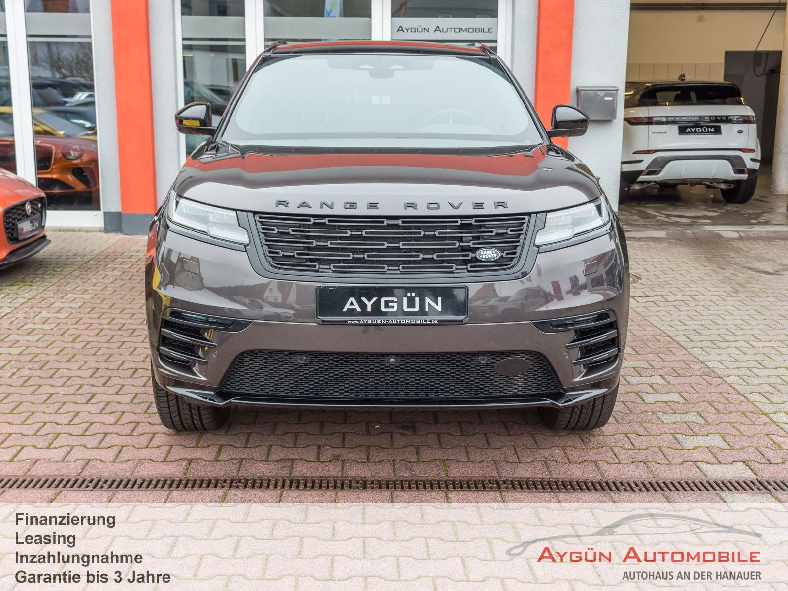 Range Rover Velar D300 DYNAMIC SE AWD - Samsaru's Car Outlet