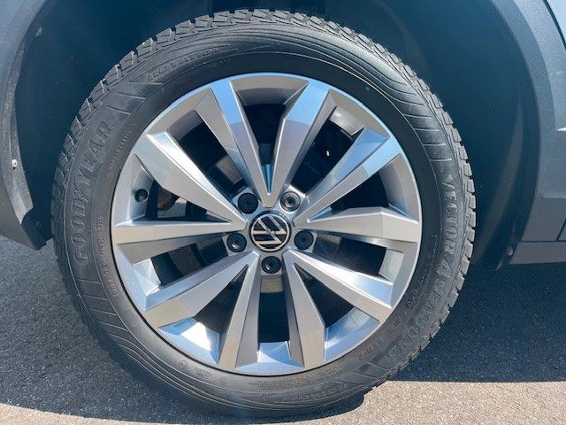 Volkswagen T-Roc Style 1.0 TSI - Samsaru's Car Outlet