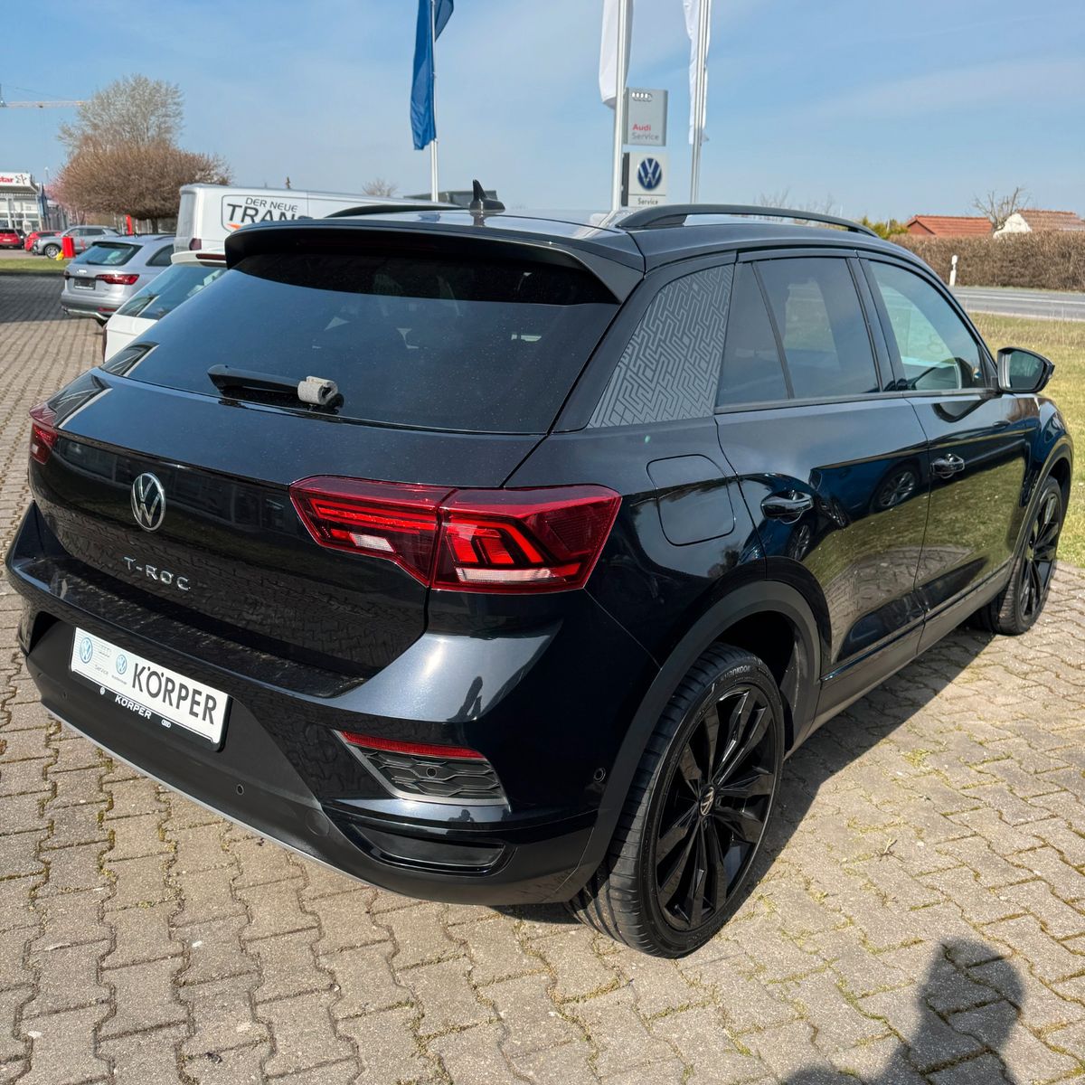 Volkswagen T-Roc Sport 1.5 TSI - Samsaru's Car Outlet