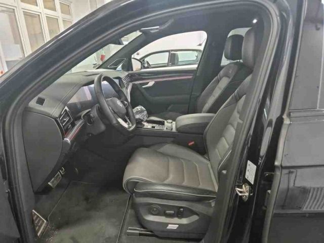 Volkswagen Touareg 3.0 TDI 4M R-LINE - Samsaru's Car Outlet