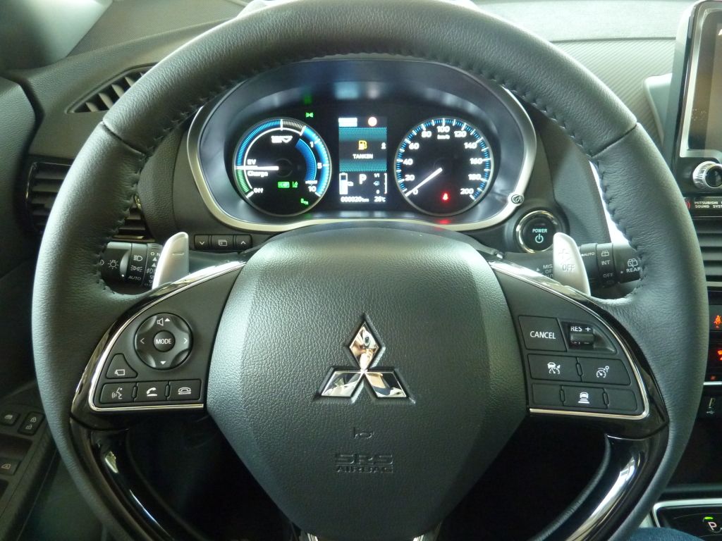 Mitsubishi Eclipse Cross Plug-in Hybrid Select-Paket 2.4