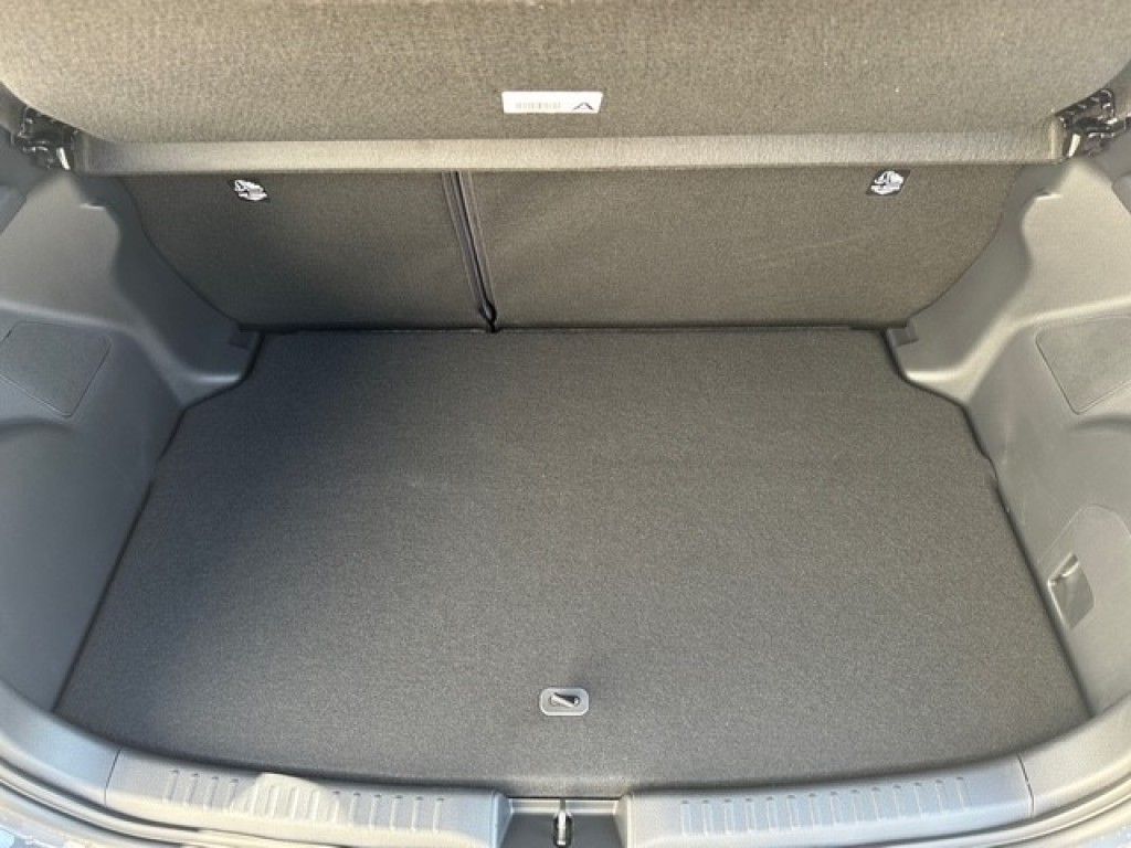 Toyota Yaris Hybrid 130 1.5 VVT-i GR SPORT (XPA1)