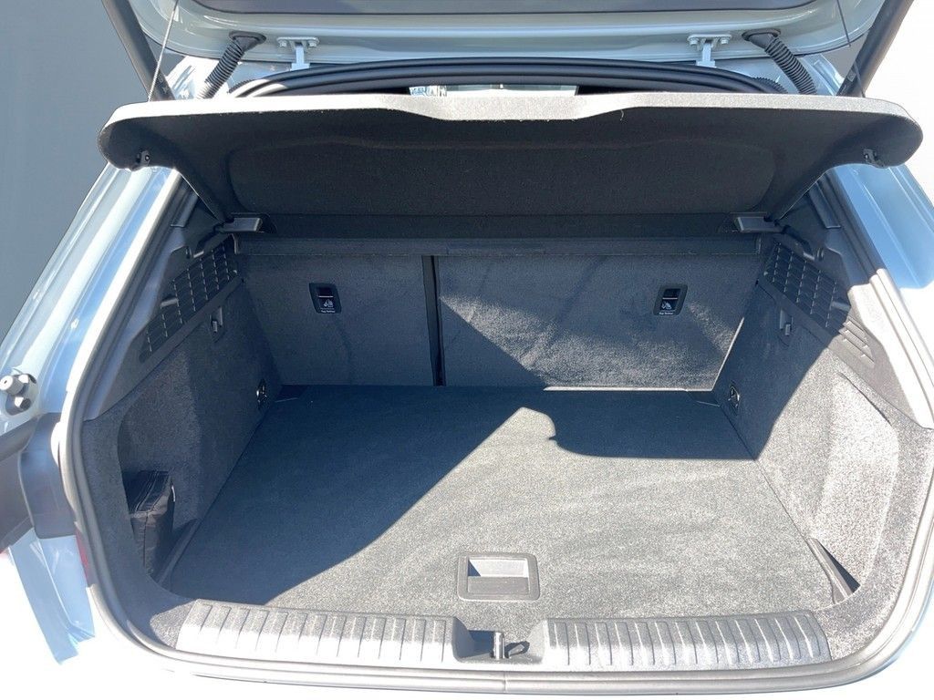 Audi A3 Sportback 30 TFSI advanced - Samsaru's Car Outlet