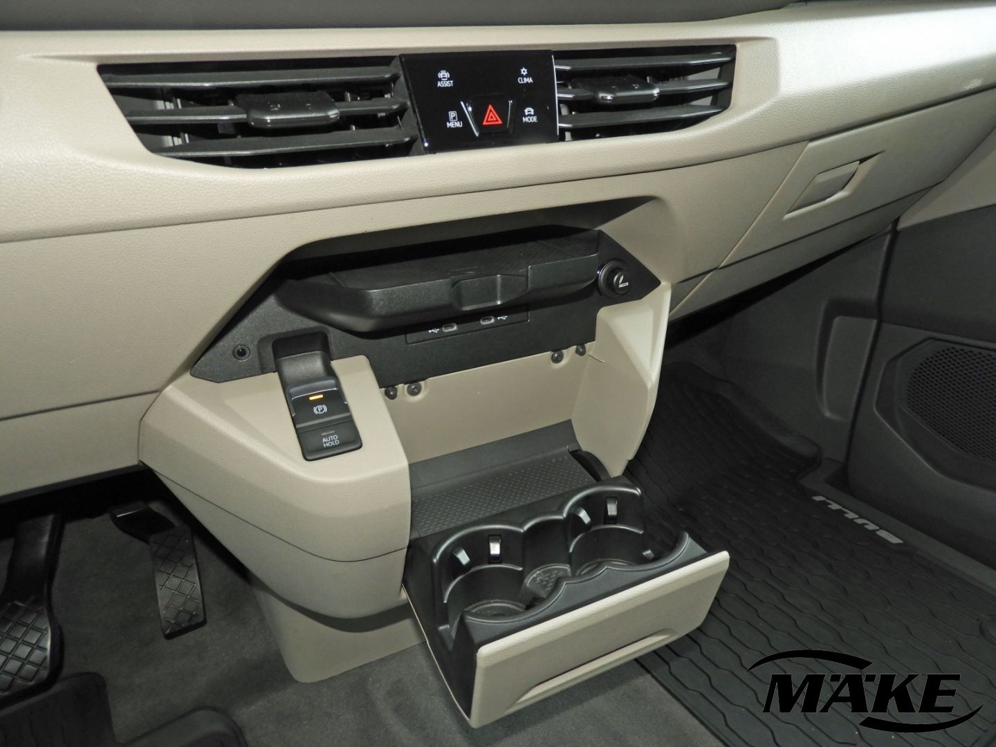 Volkswagen T7 Multivan 1.4 eHybrid DSG - Samsaru's Car Outlet