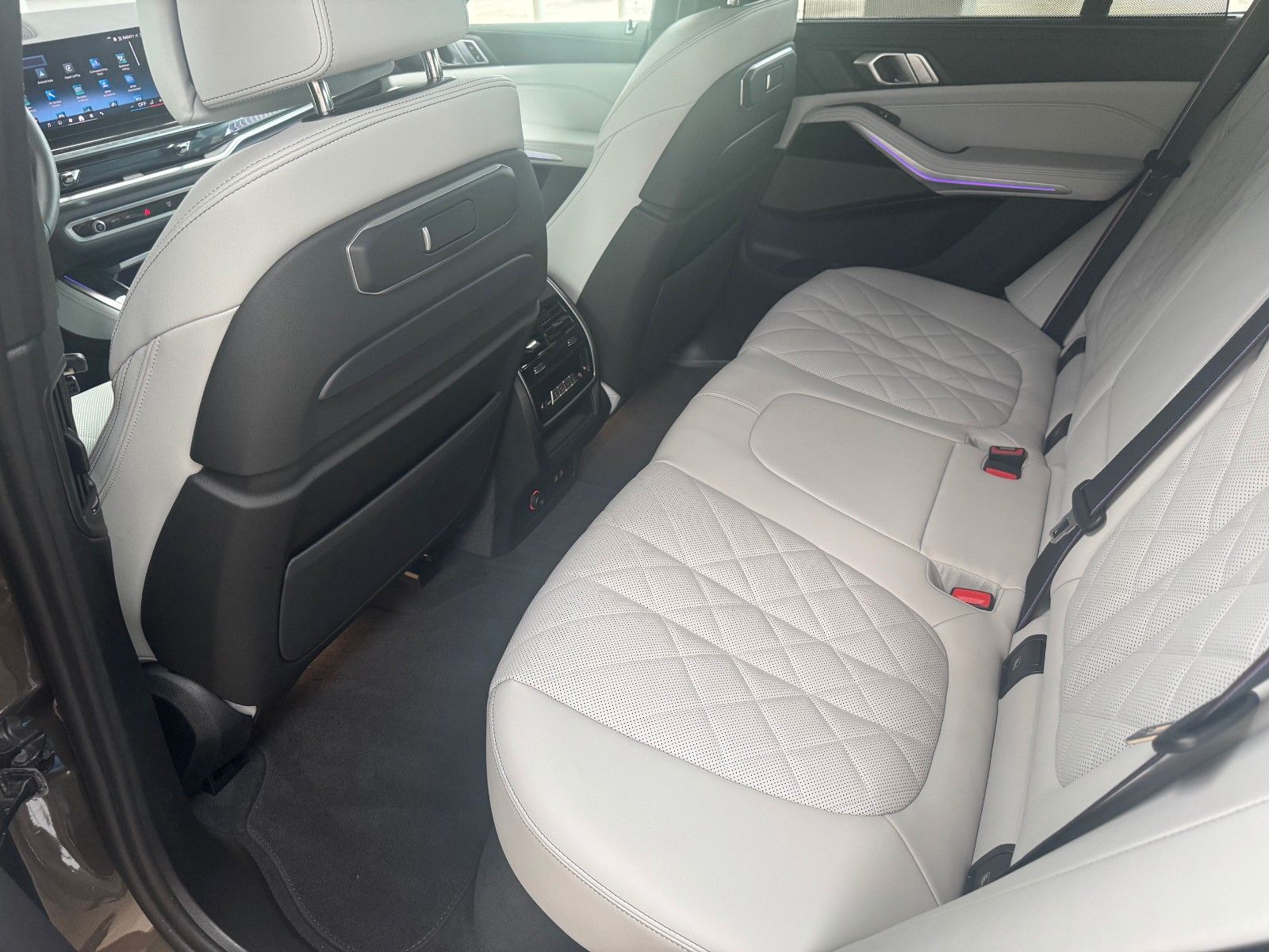 BMW X5 30d M SPORT.LUFTFEDER.SKY.SOFTCLOSE.AHK.360°