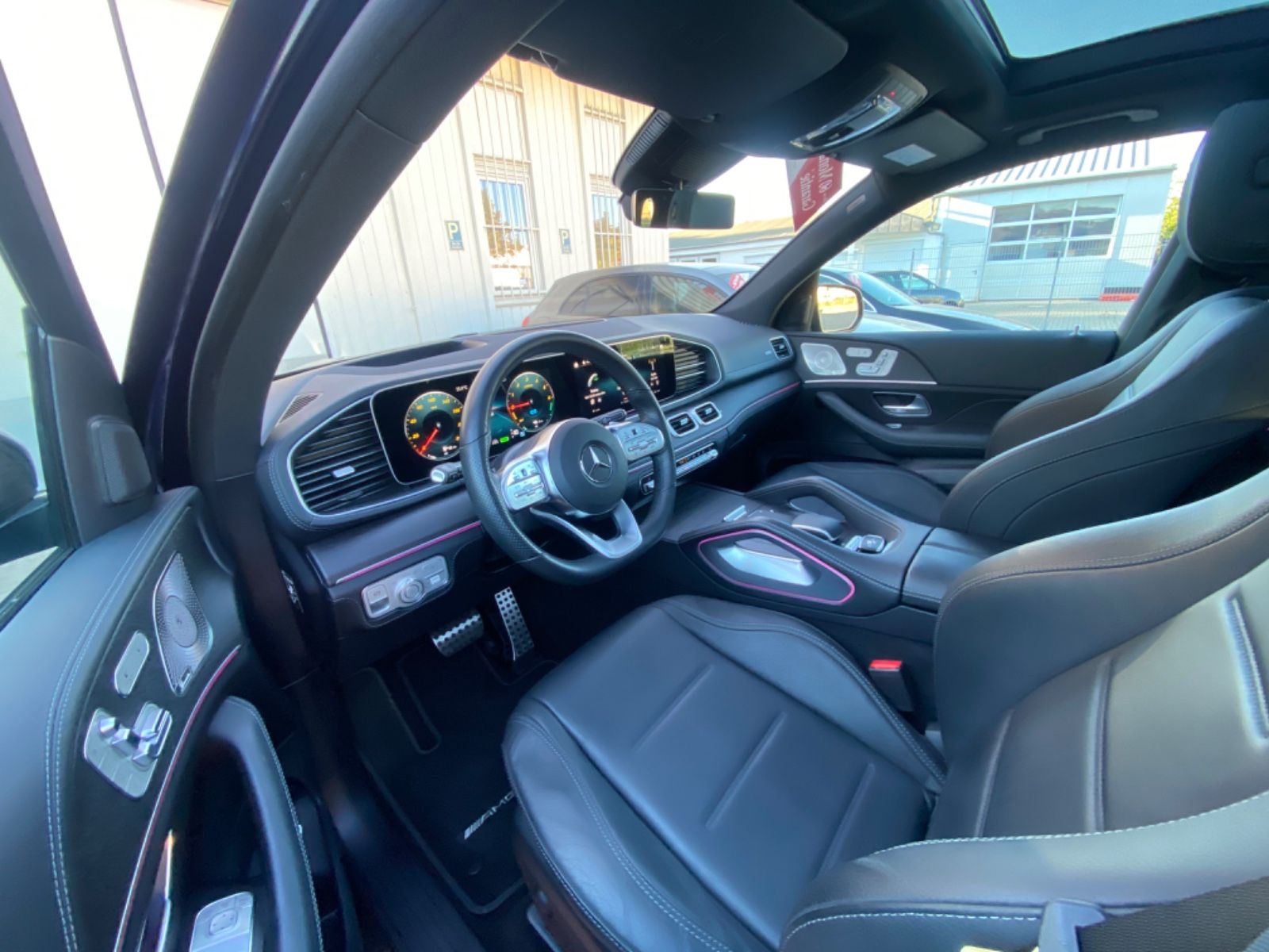 Mercedes-Benz GLE350de AMG 4M_Panorama_Airmatic_360°_Keyless_