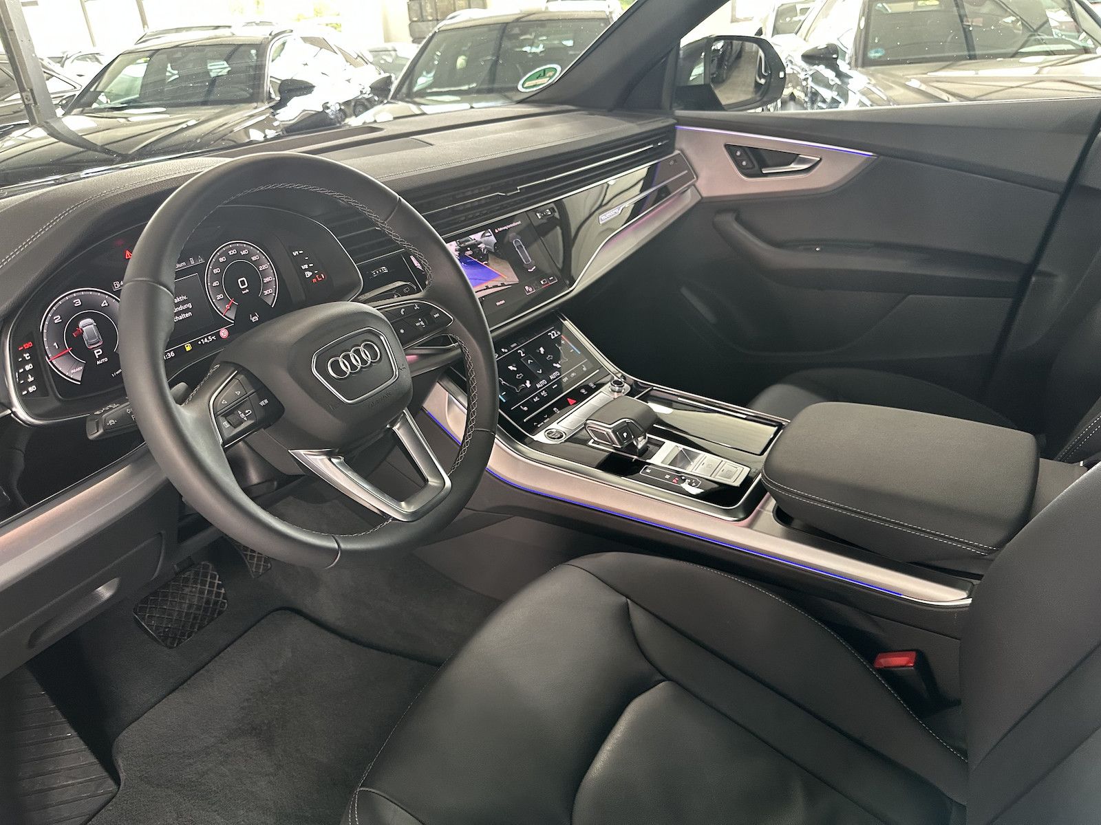 Audi Q8 45 Tdi quattro S Line - Samsaru's Car Outlet