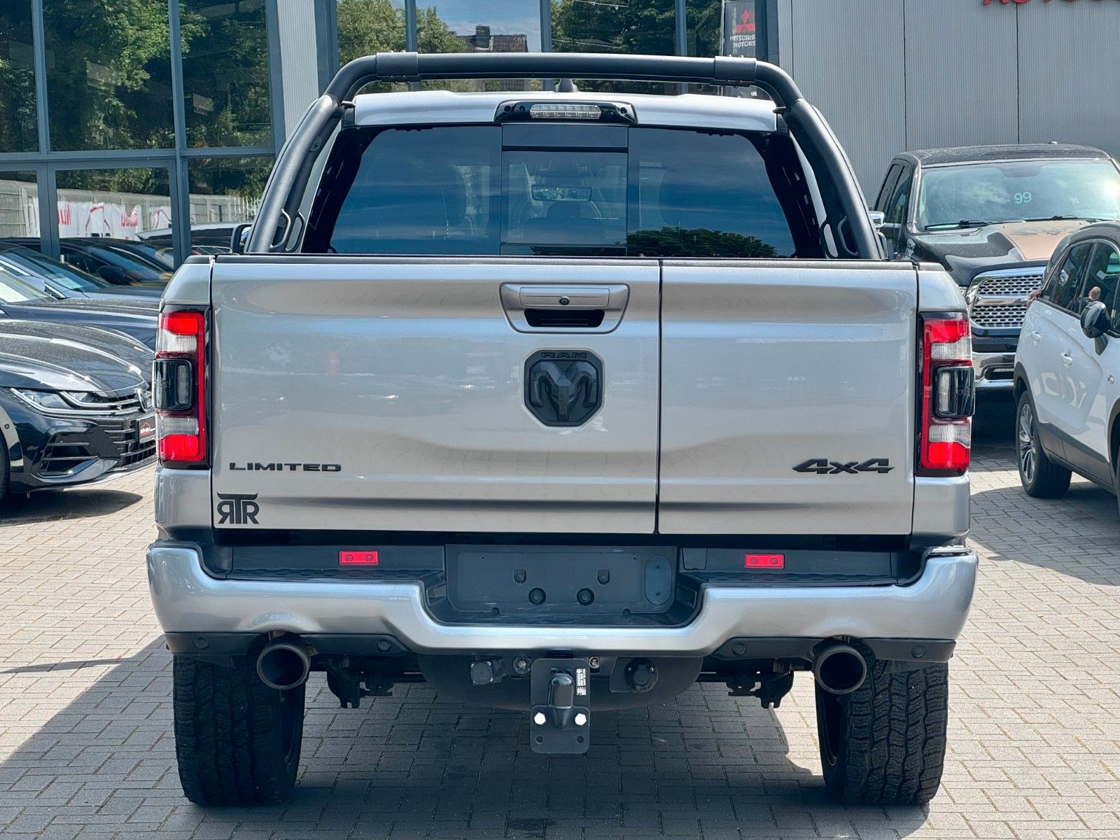 Dodge RAM 1500 Limited *Pano*HuD*H&K*360*1.Hand*Prins*