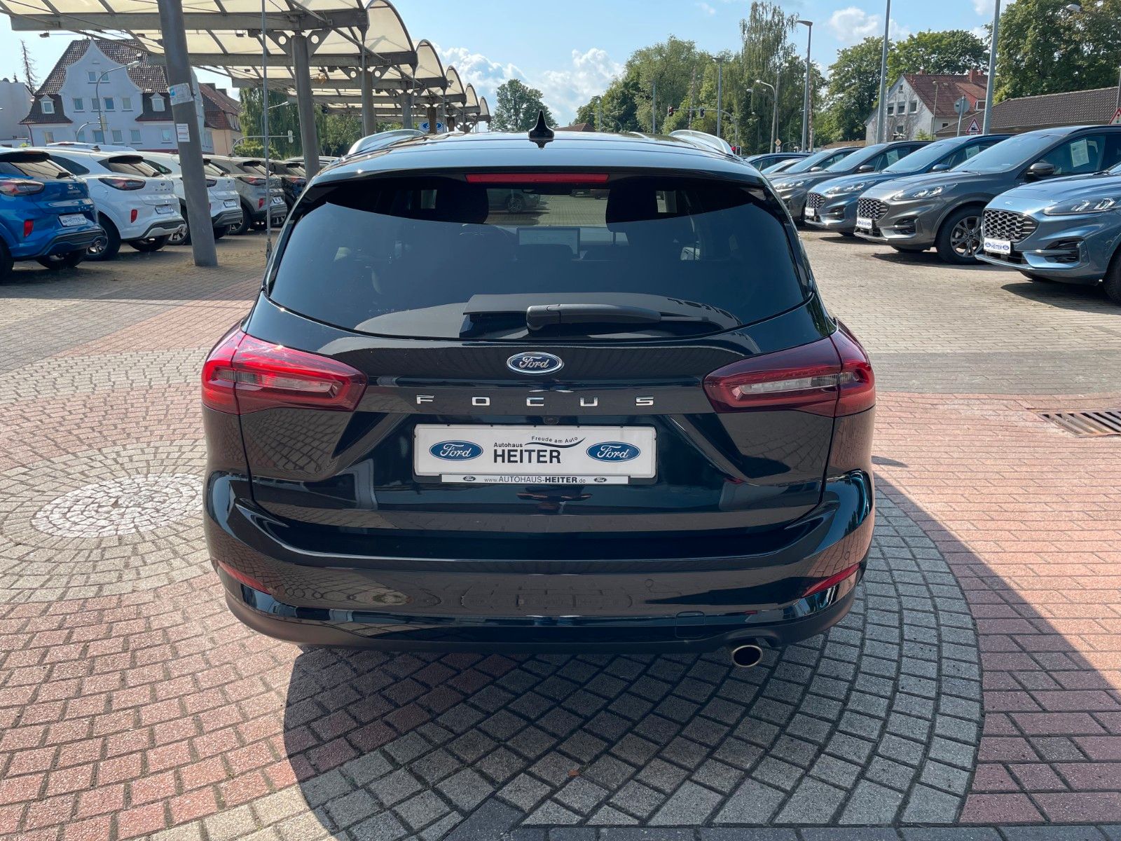 Ford Focus Automatik Turnier Titanium / ACC+155PS