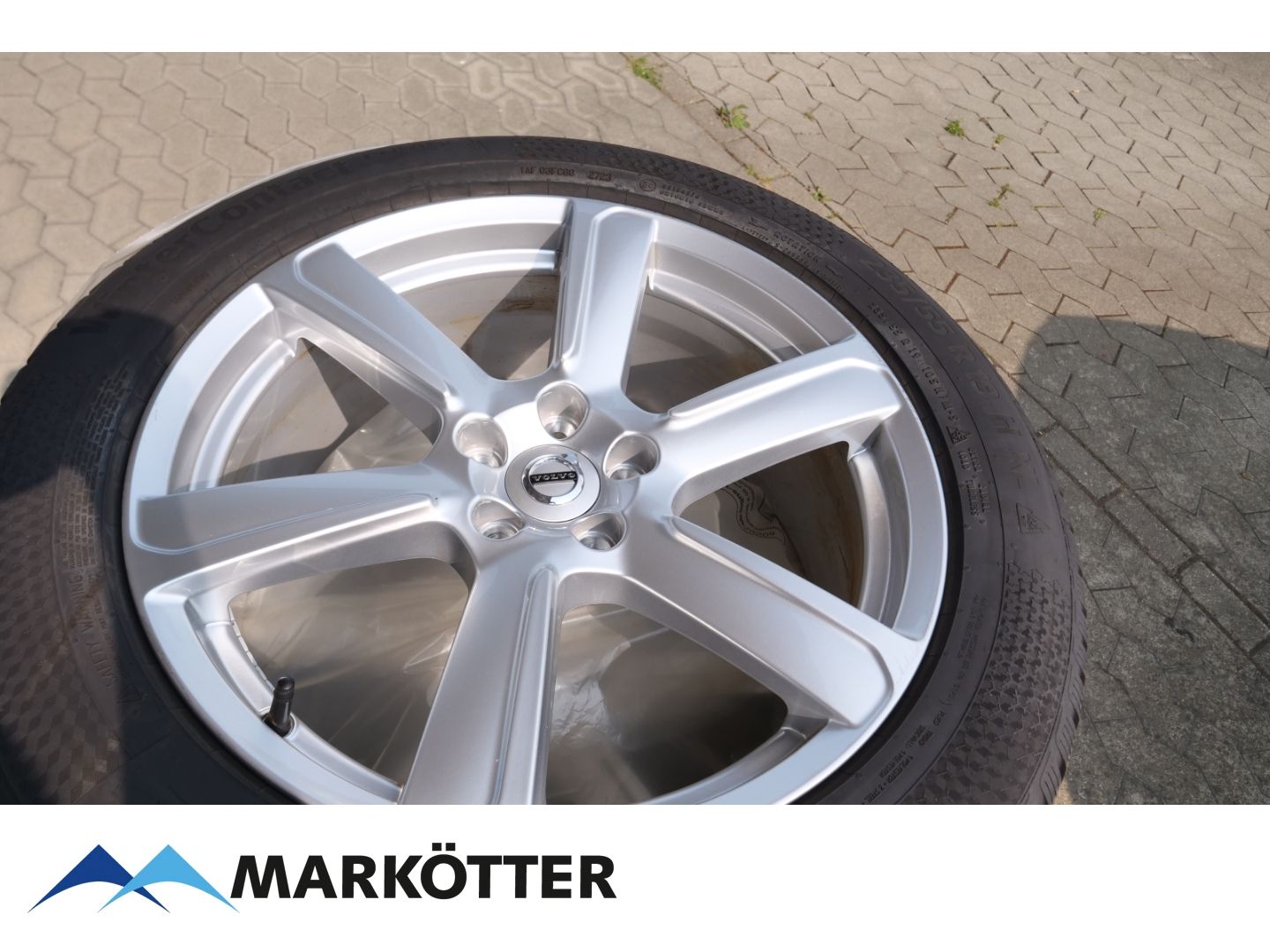 Volvo XC90 T8 AWD Ultra Bright - Samsaru's Car Outlet