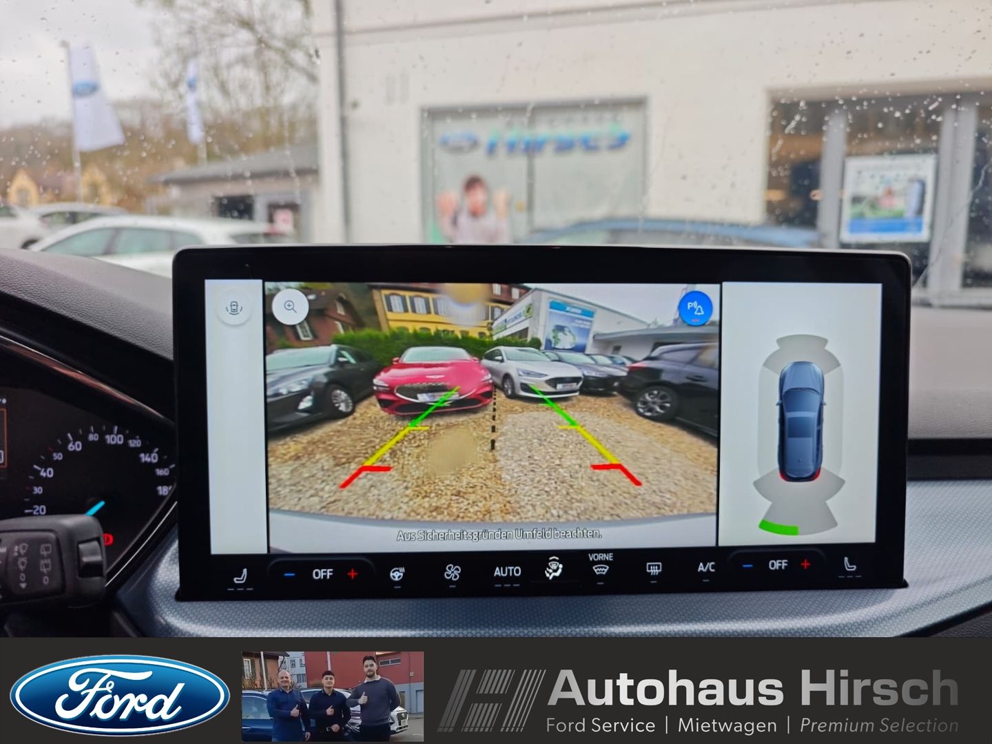 Ford Focus Turnier Active Navi LED ACC Apple CarPlay