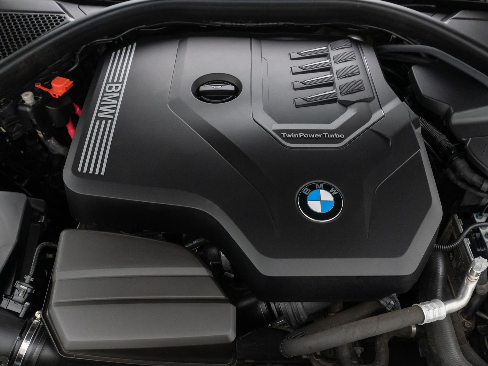 BMW 330i Sport Line - Samsaru's Car Outlet