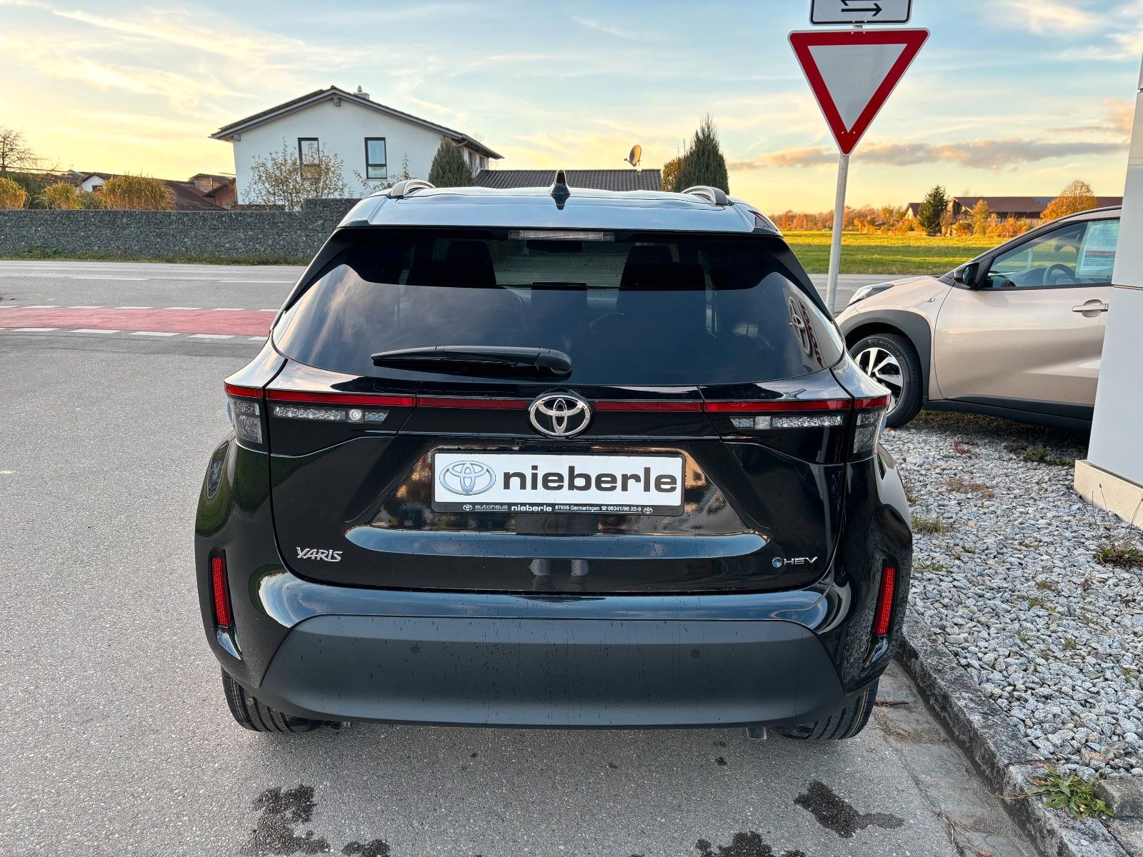 Toyota Yaris Cross Hybrid Teamplayer*Safety-&Winterpak*