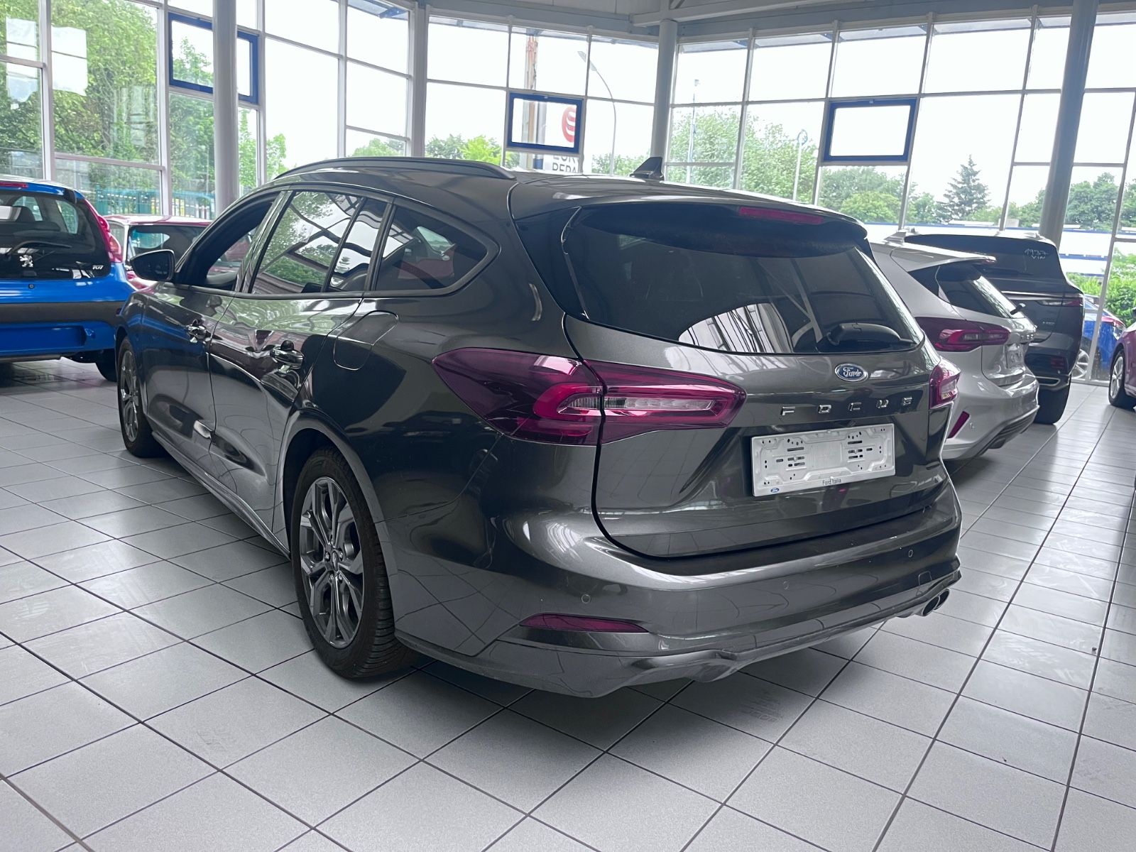 Ford Focus Turnier ST-Line R-Cam*Allwetter*Navi