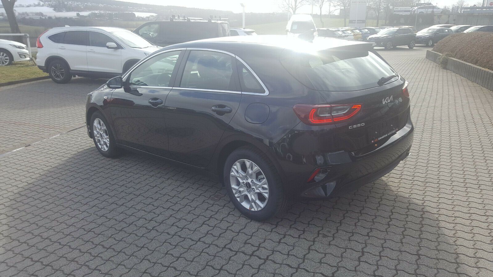 Kia Ceed 1.5 T-GDI JBL Sound Edition - Samsaru's Car Outlet