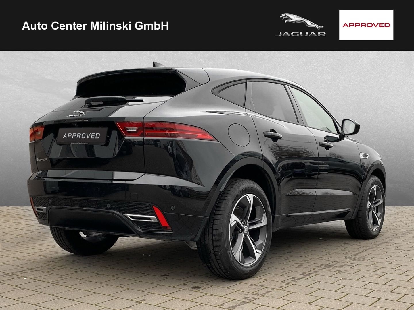 Jaguar E-Pace D165 R-Dynamic SE ACC Keyless Memory Meri