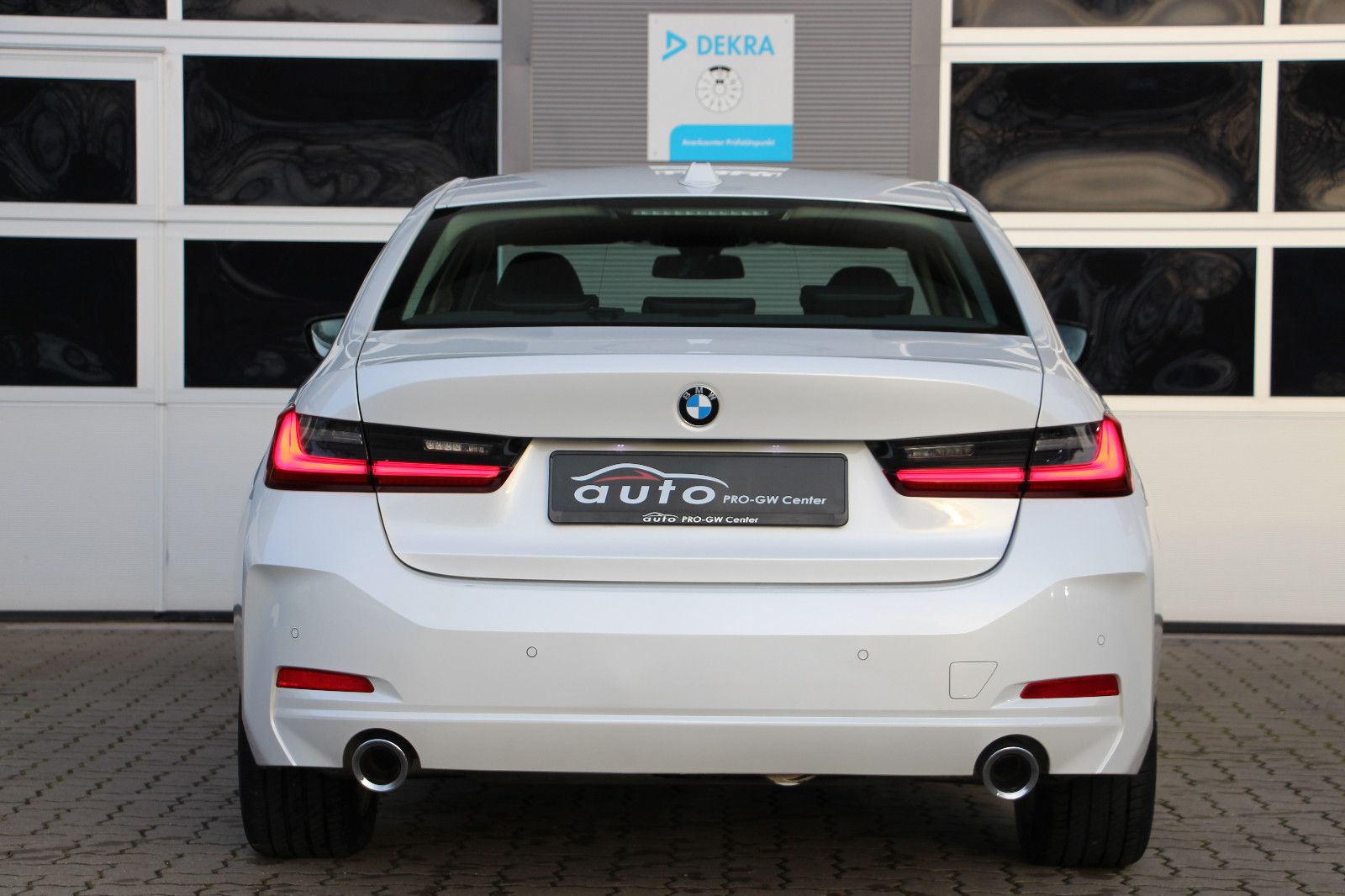 BMW 3 Limousine 320 i xDrive