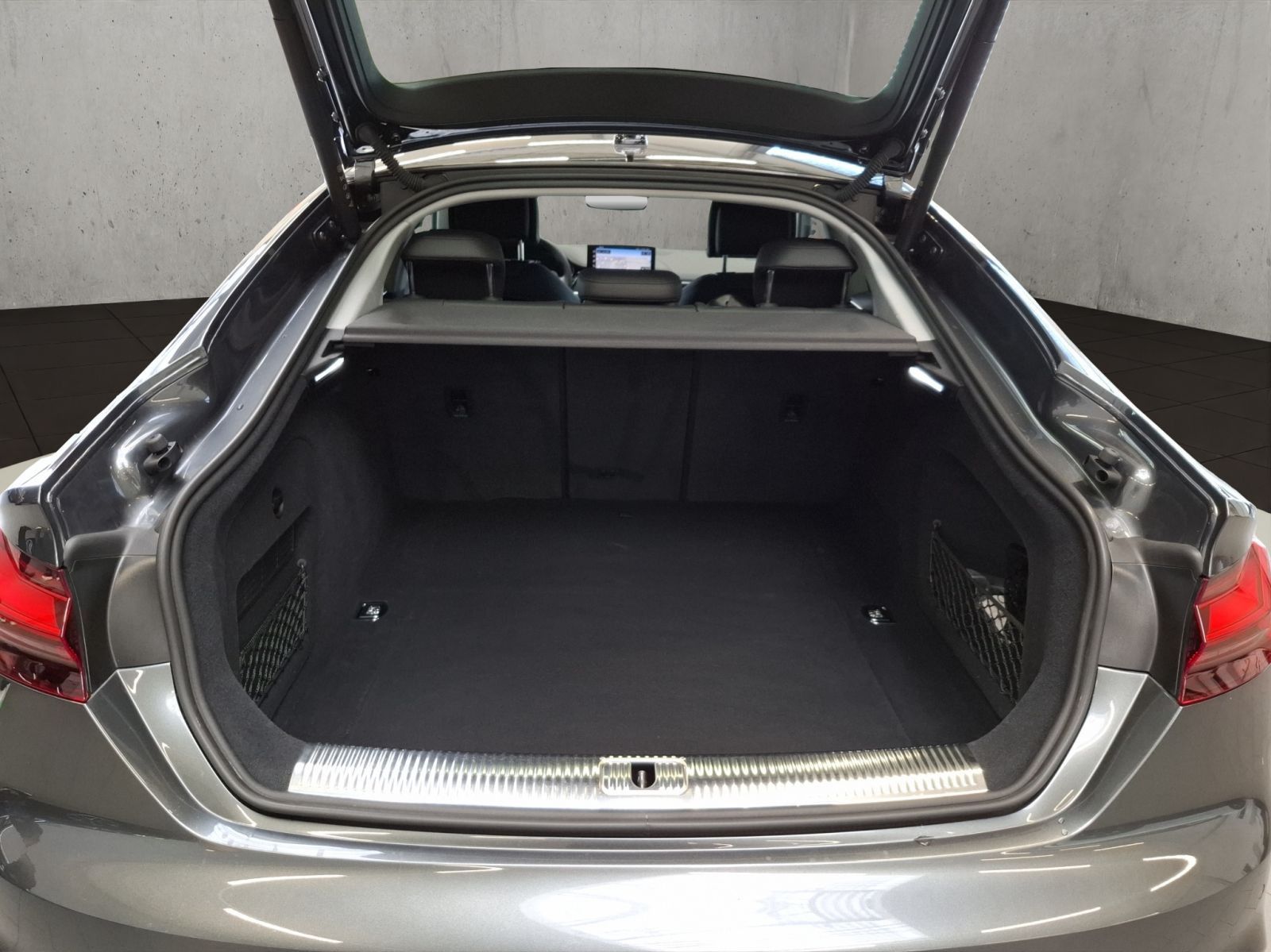 Audi A5 Sportback S line business 40 TDI quattro 150(