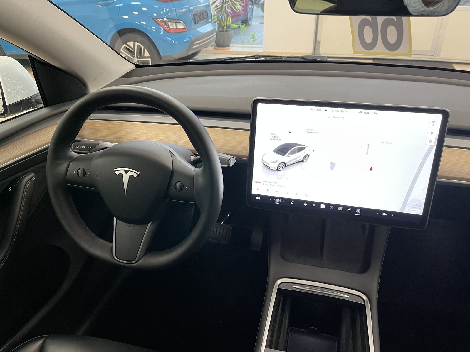 Tesla Model Y Maximale Reichweite Dual AWD ACC Pano