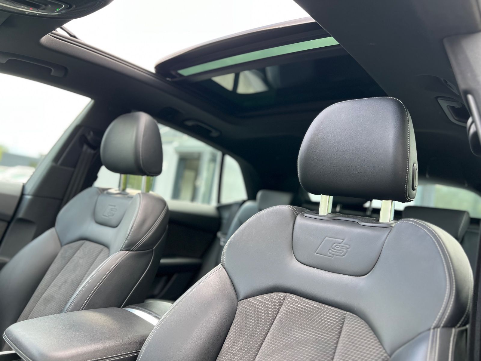 Audi Q8 50 TDI quattro*S-LINE* Panorama*SOFT-CLOSE*