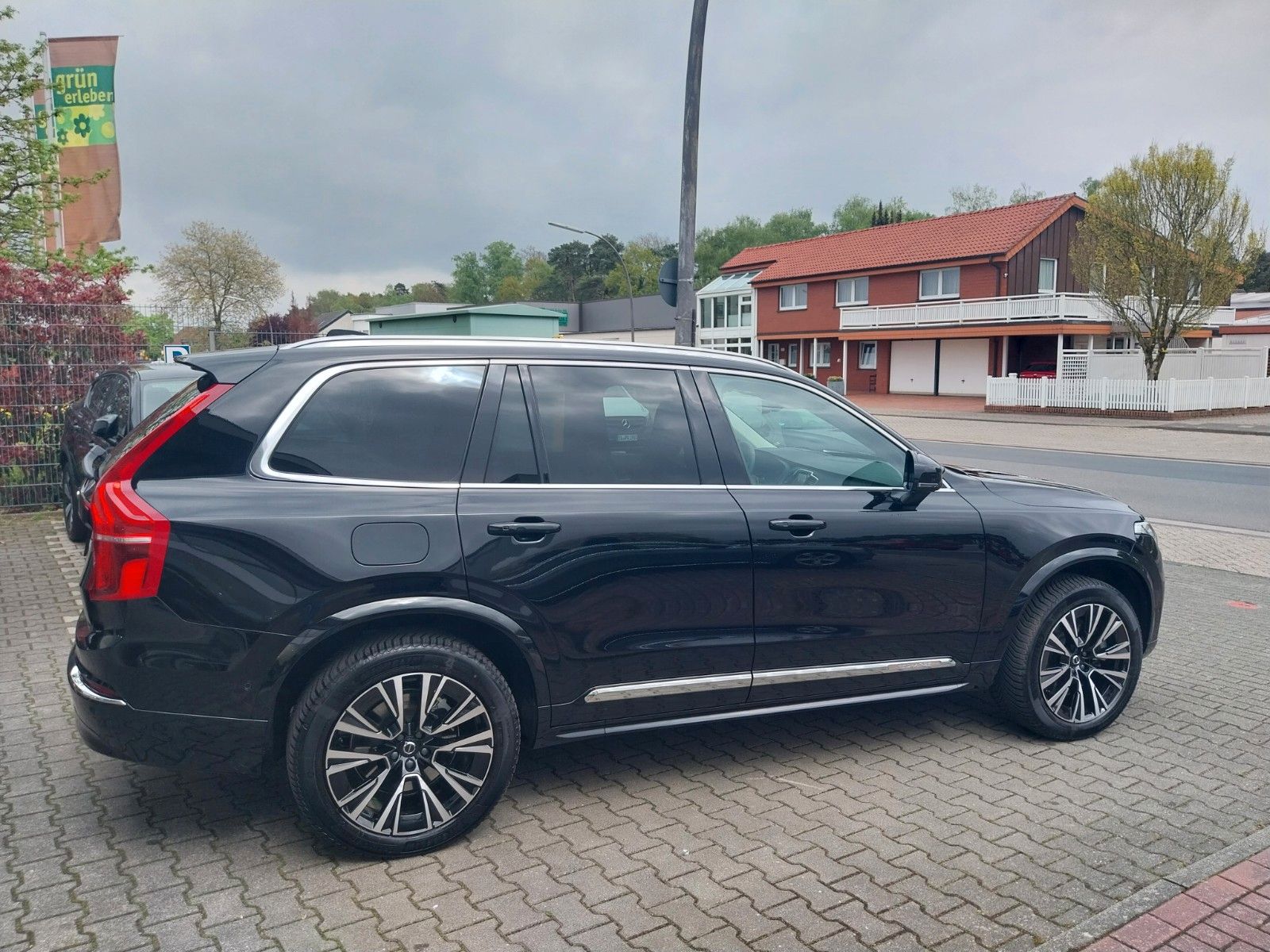 Volvo XC90 Ultra Bright Recharge Plug-In Hybrid AWD