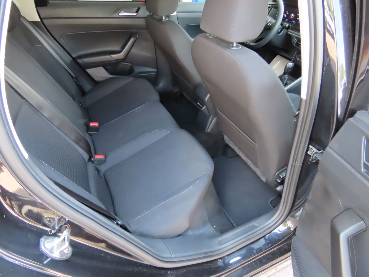Volkswagen Polo VI 1.0 TSI - Samsaru's Car Outlet