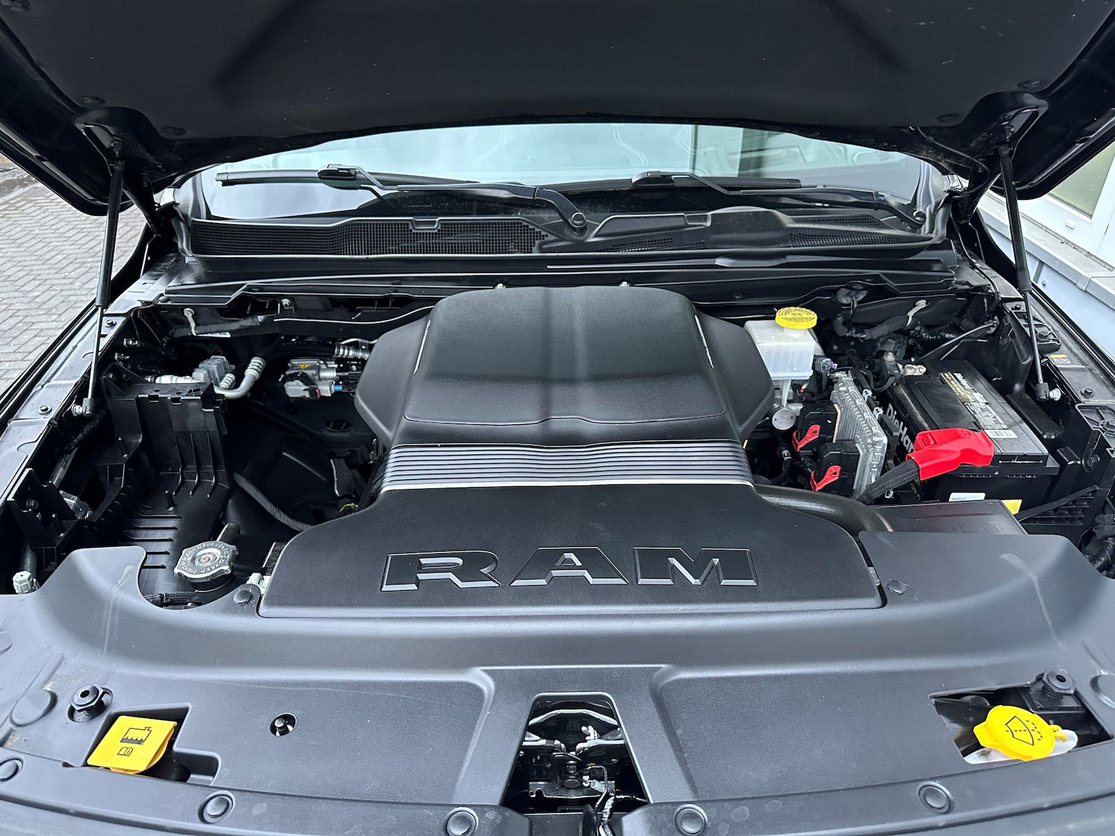 Dodge RAM 1500 Rebel GT Pano HUD Luftf 12´ Bügel 360°