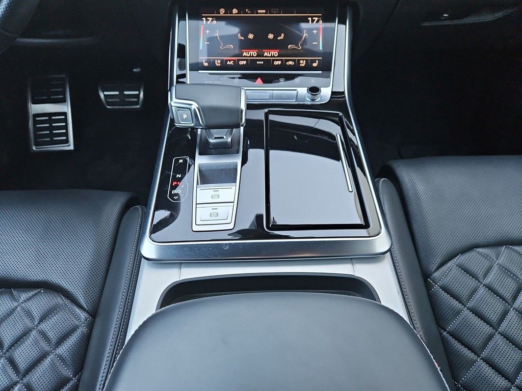 Audi Q8 55 TFSI quattro tiptronic *S line*Pano*AHK*