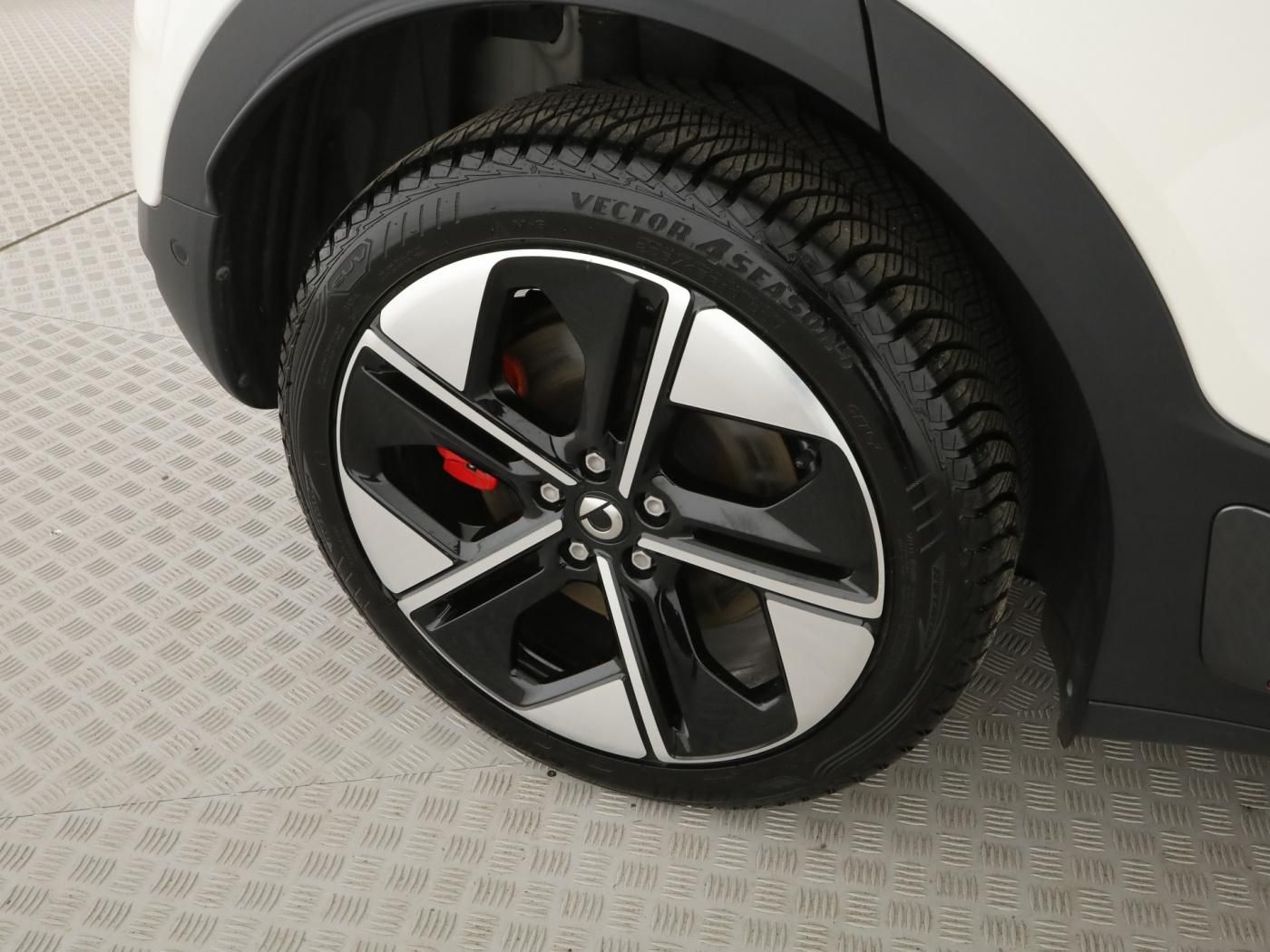 Smart #1 Brabus AWD (66kWh) 2xKlima 360 ACC AUT HUD LM