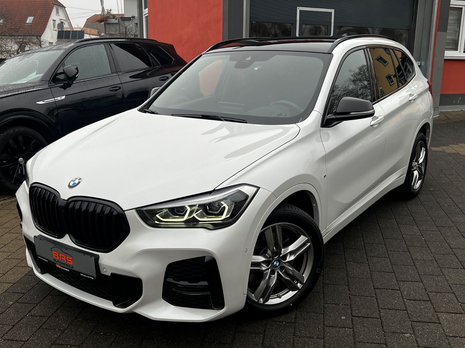 BMW X1 xDrive 20 d M Sport - Samsaru's Car Outlet
