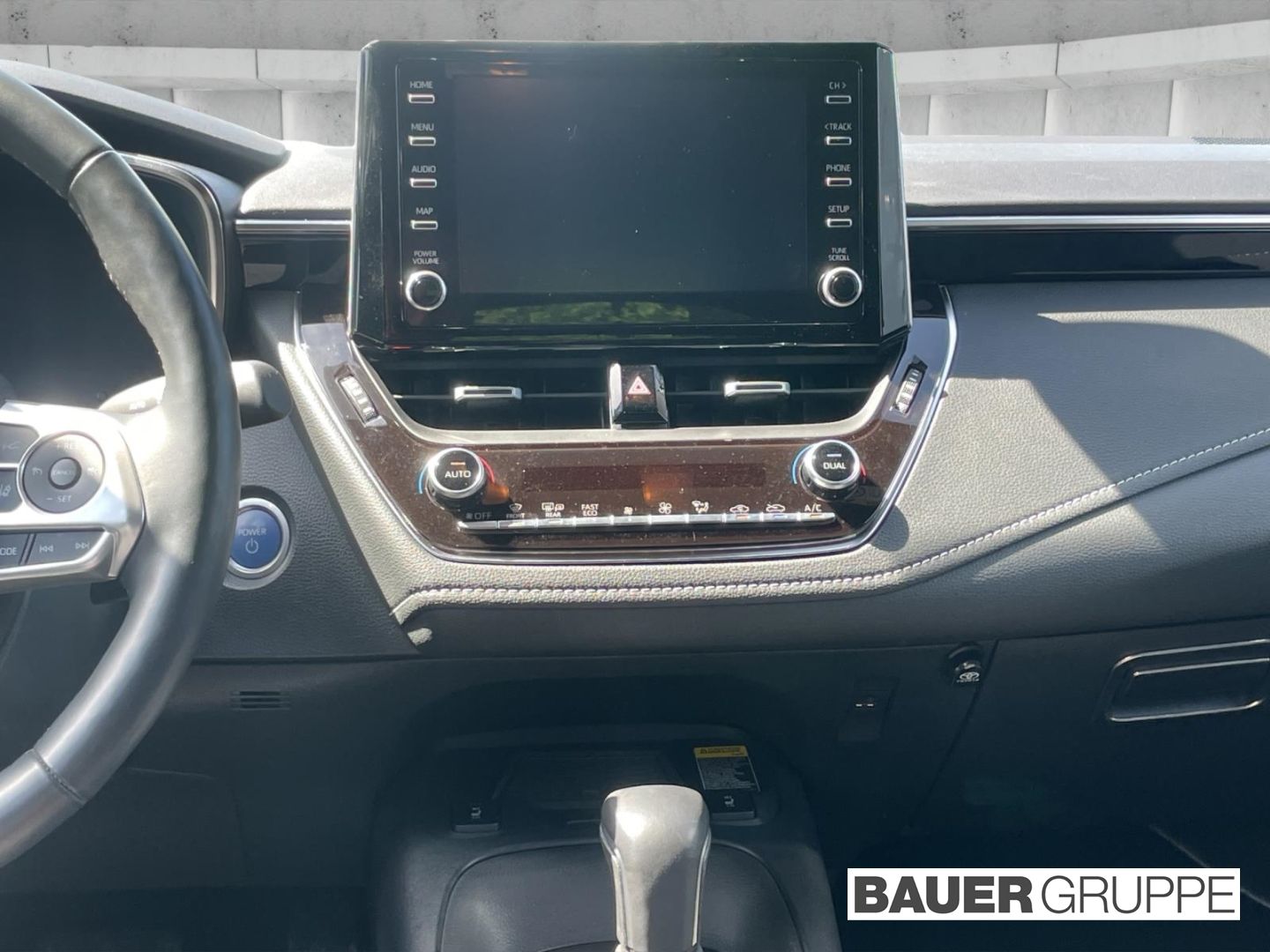 Toyota Corolla Hybrid Club 2.0 - Samsaru's Car Outlet