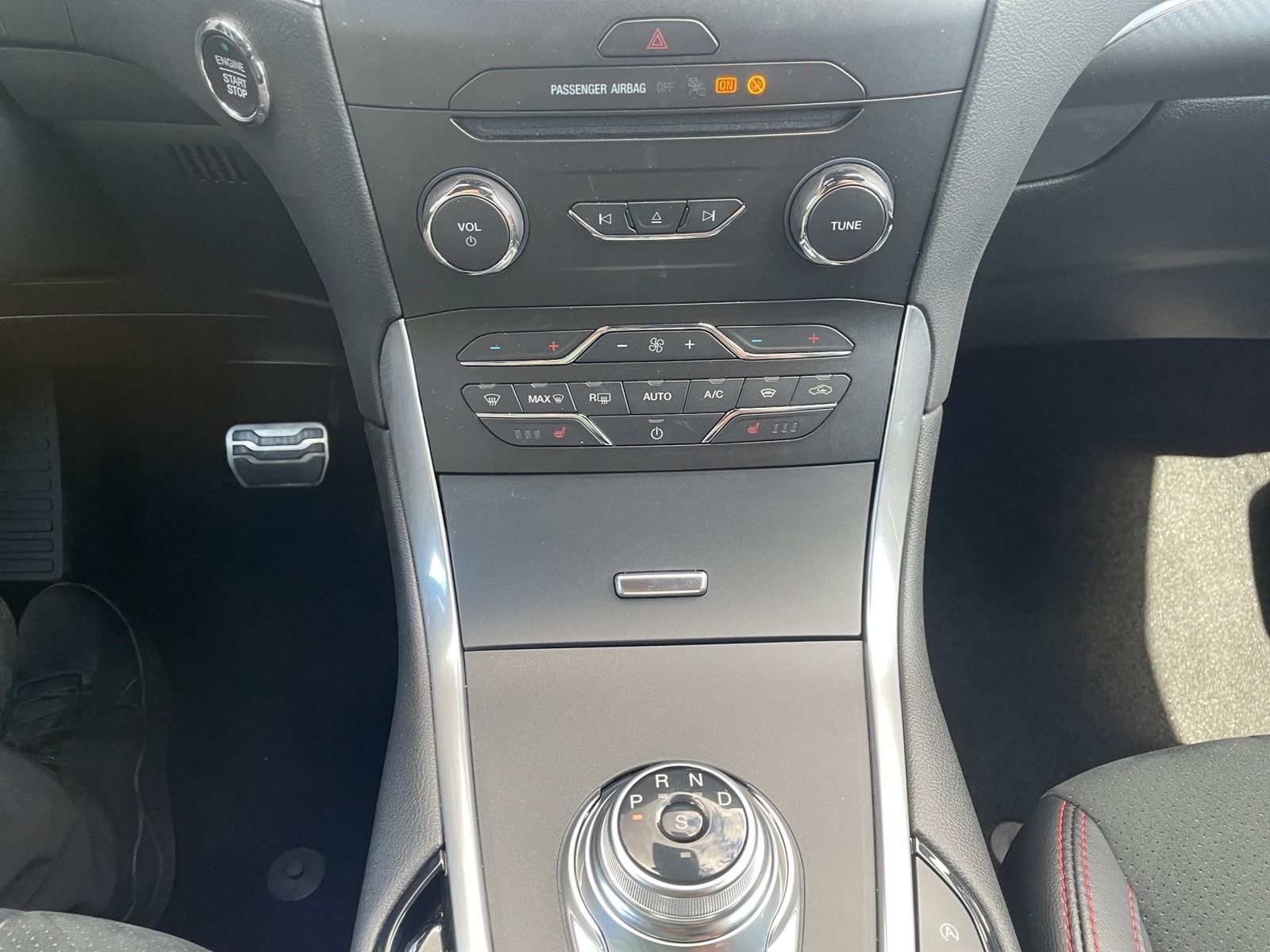 Ford S-MAX 2.0 EB ST-Line AHK/NAVI/LED/MEMORY/RFK