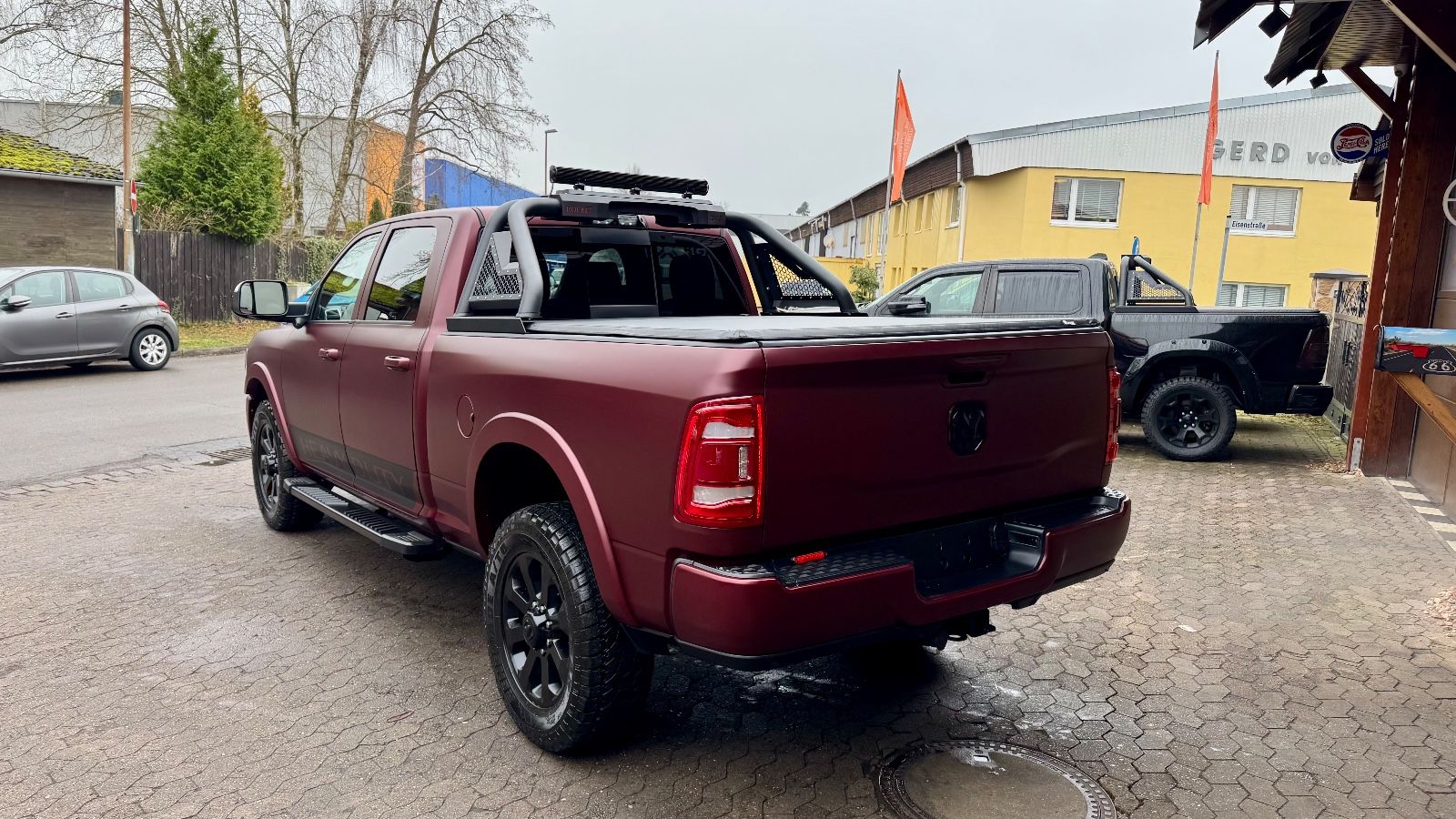Dodge LIMITED*2500*6,7L DIESEL*BÜGEL*NAVI*AHK*GARANTIE